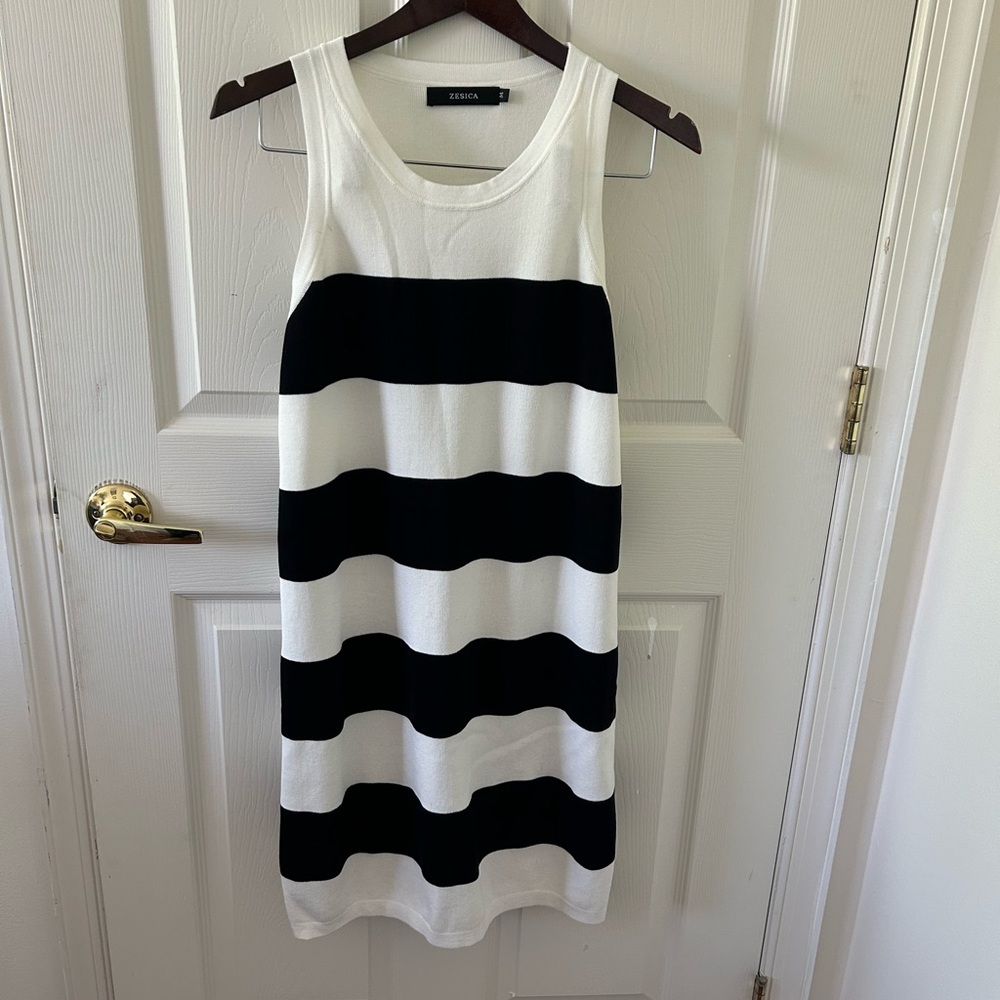 Zesica Black & White Striped Ribbed Sleeveless Dress - Size M